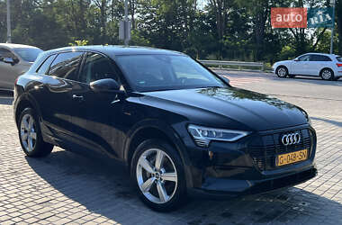 Внедорожник / Кроссовер Audi e-tron 2019 в Виннице
