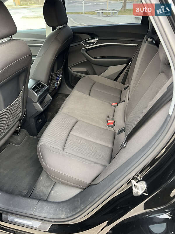 Внедорожник / Кроссовер Audi e-tron 2019 в Виннице