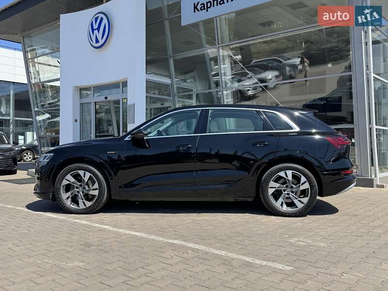 Позашляховик / Кросовер Audi e-tron 2019 в Чернівцях