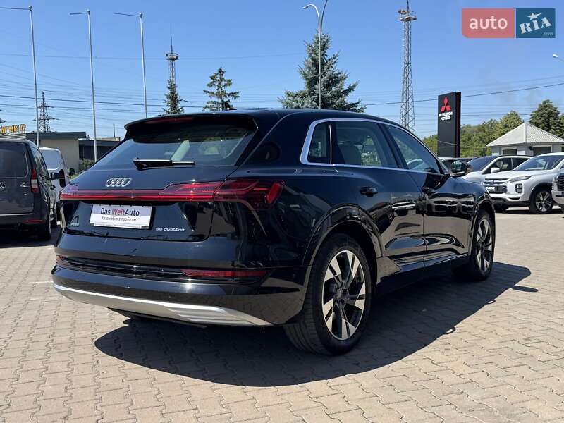 Позашляховик / Кросовер Audi e-tron 2019 в Чернівцях