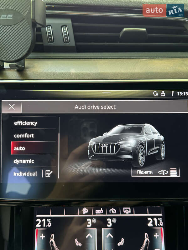 Внедорожник / Кроссовер Audi e-tron 2020 в Ровно