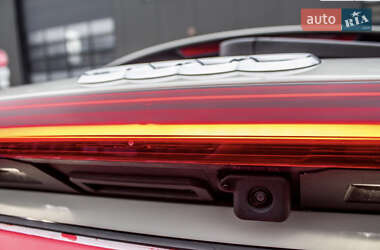 Внедорожник / Кроссовер Audi e-tron 2021 в 