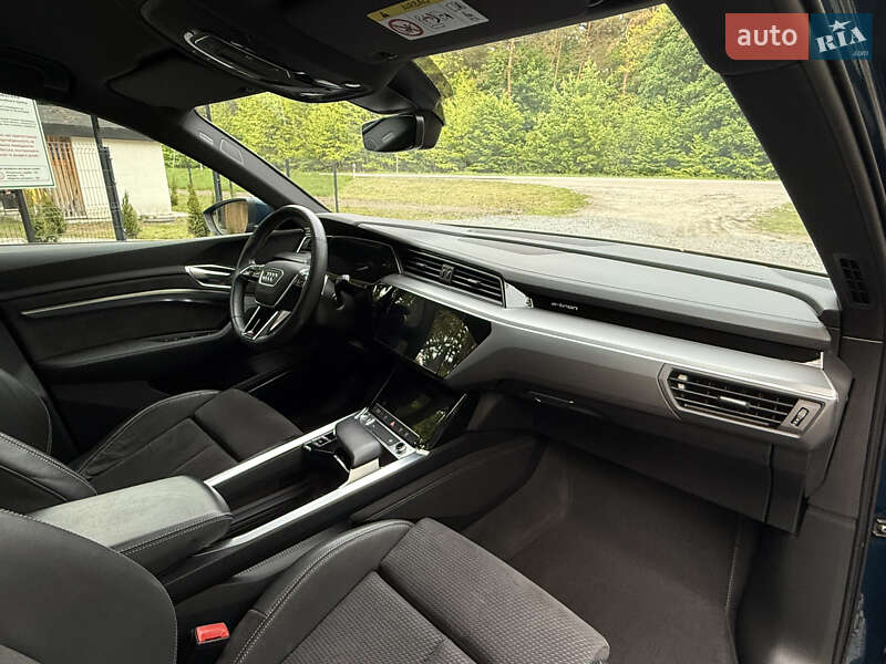 Внедорожник / Кроссовер Audi e-tron 2019 в Ровно