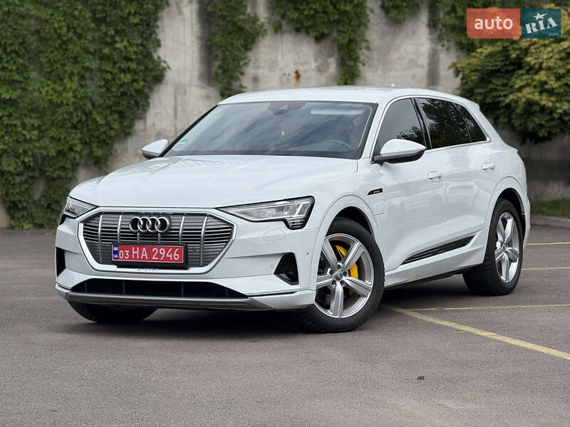 Внедорожник / Кроссовер Audi e-tron 2021 в Ровно