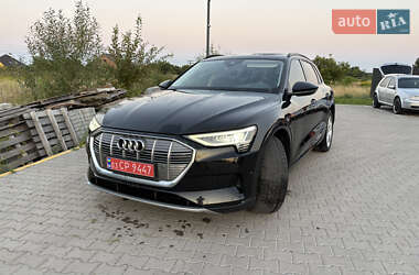 Внедорожник / Кроссовер Audi e-tron 2019 в 