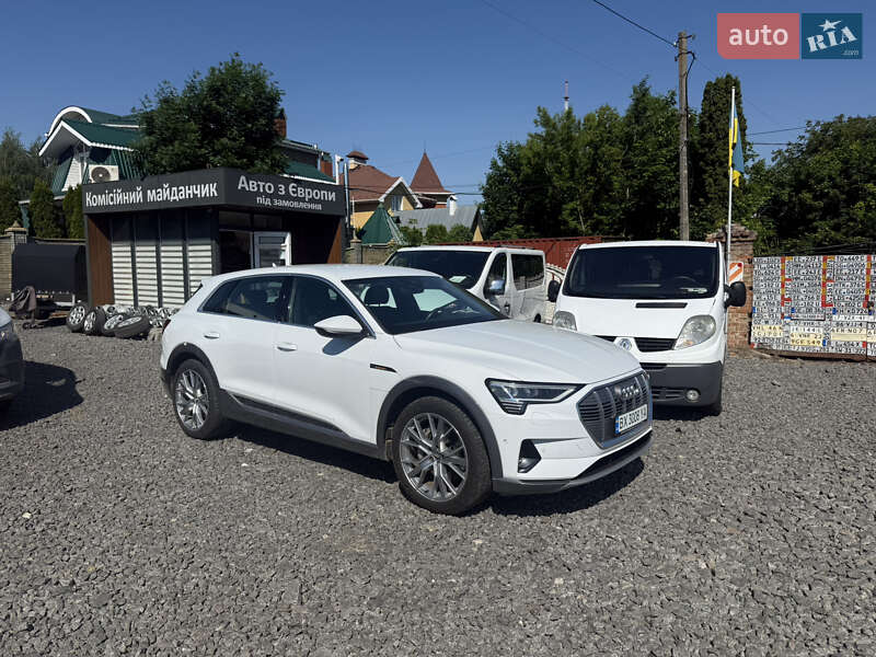 Audi e-tron 2019