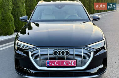 Внедорожник / Кроссовер Audi e-tron 2022 в 