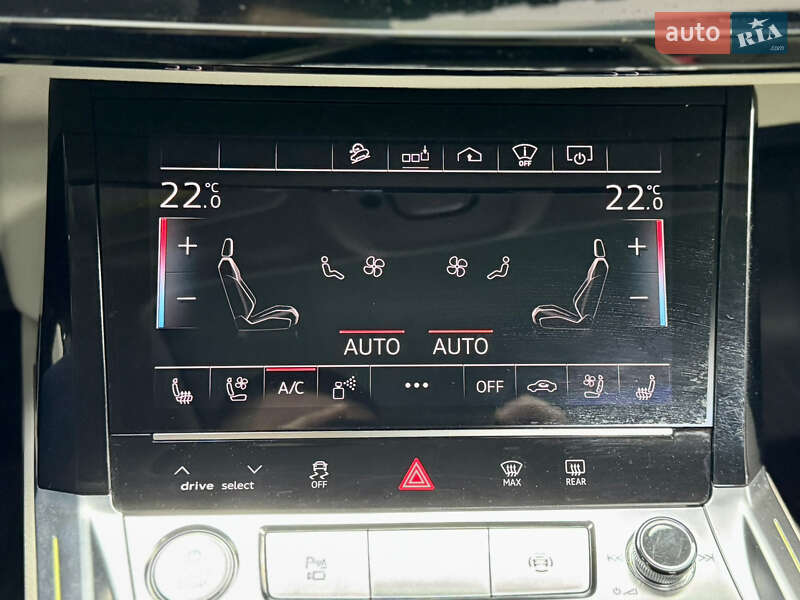 Внедорожник / Кроссовер Audi e-tron 2019 в Киеве