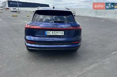 Внедорожник / Кроссовер Audi e-tron 2021 в 