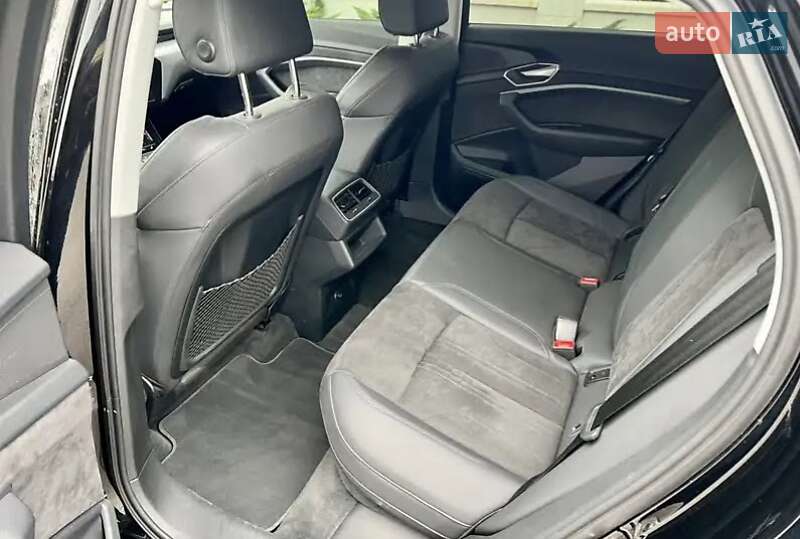 Внедорожник / Кроссовер Audi e-tron 2020 в Тернополе