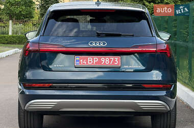 Внедорожник / Кроссовер Audi e-tron 2021 в 