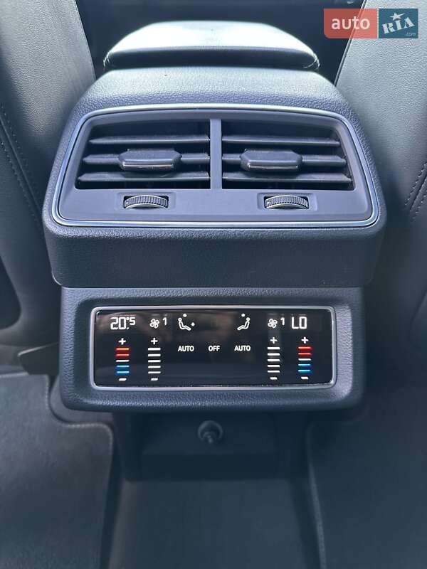 Внедорожник / Кроссовер Audi e-tron 2020 в Белогородке