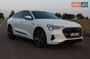 Внедорожник / Кроссовер Audi e-tron 2021 в Киеве