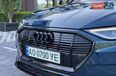 Внедорожник / Кроссовер Audi e-tron 2019 в 