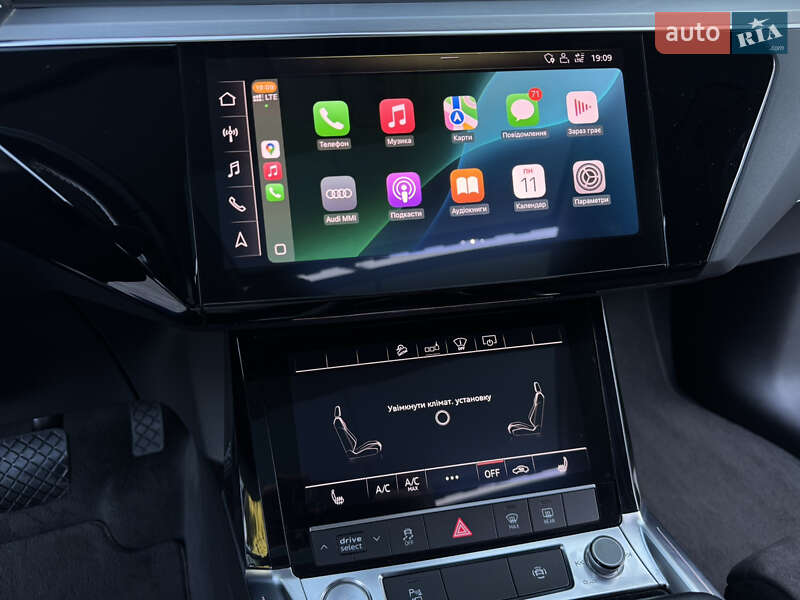 Внедорожник / Кроссовер Audi e-tron 2019 в Ужгороде