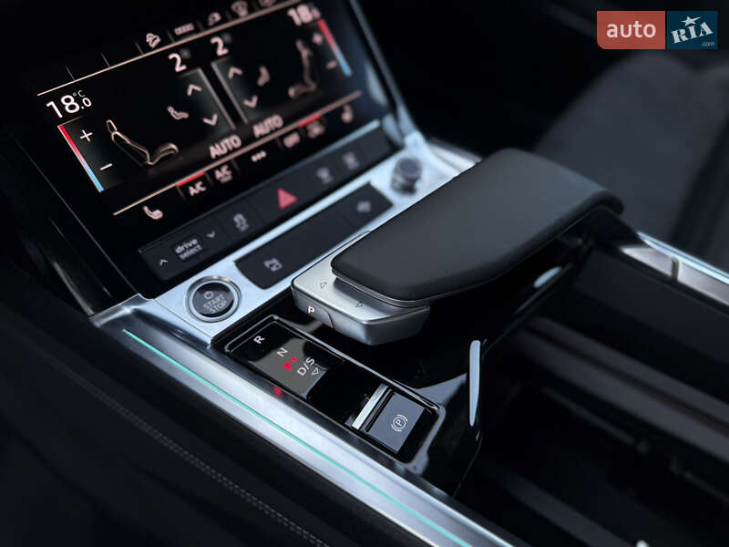 Внедорожник / Кроссовер Audi e-tron 2022 в Киеве
