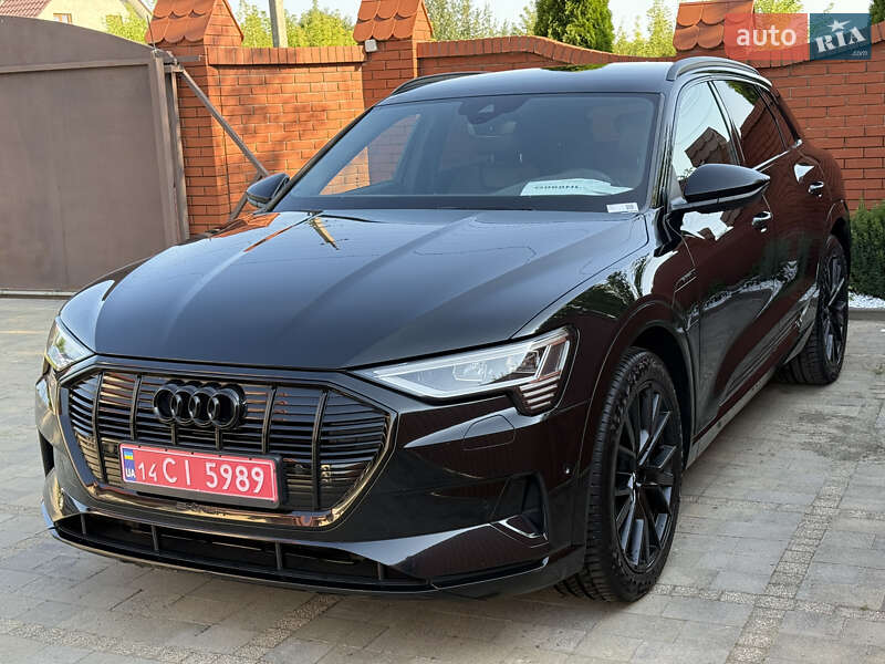Внедорожник / Кроссовер Audi e-tron 2019 в Коломые
