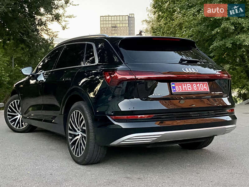 Внедорожник / Кроссовер Audi e-tron 2020 в Днепре