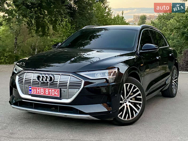 Внедорожник / Кроссовер Audi e-tron 2019 в Днепре