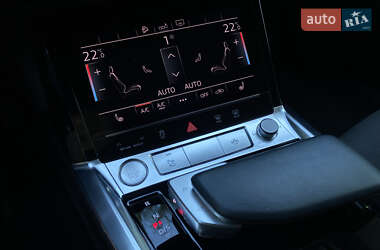 Внедорожник / Кроссовер Audi e-tron 2019 в 
