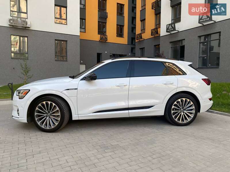 Внедорожник / Кроссовер Audi e-tron 2019 в Запорожье