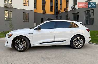 Внедорожник / Кроссовер Audi e-tron 2019 в 