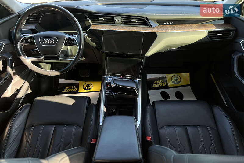 Внедорожник / Кроссовер Audi e-tron 2019 в Мукачево