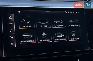 Внедорожник / Кроссовер Audi e-tron 2023 в 