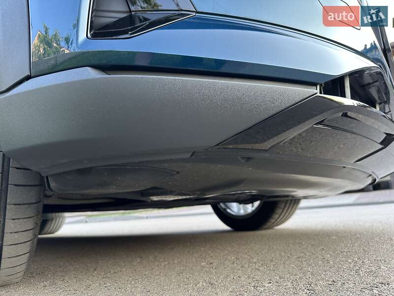 Внедорожник / Кроссовер Audi e-tron 2022 в Киеве фото 21 Внедорожник / Кроссовер Audi e-tron 2022 в Киеве