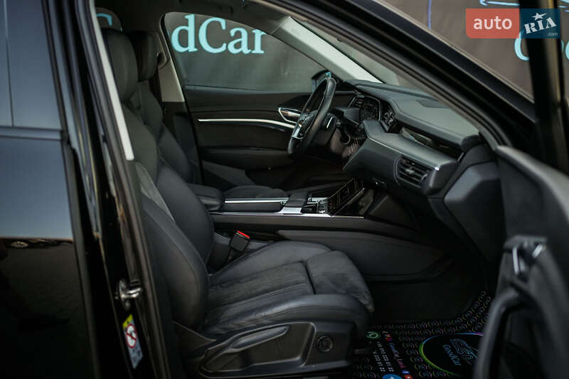Внедорожник / Кроссовер Audi e-tron 2019 в Луцке