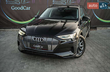 Внедорожник / Кроссовер Audi e-tron 2019 в 