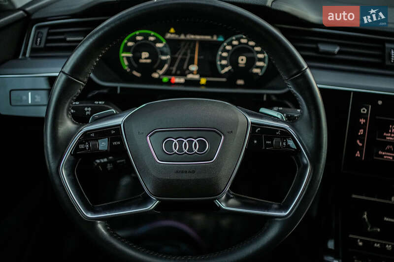Внедорожник / Кроссовер Audi e-tron 2019 в Луцке