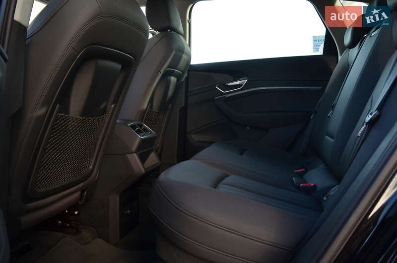 Внедорожник / Кроссовер Audi e-tron 2020 в Львове