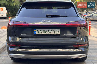 Внедорожник / Кроссовер Audi e-tron 2019 в 