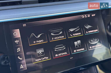 Внедорожник / Кроссовер Audi e-tron 2019 в 