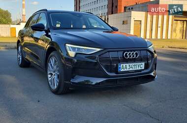 Внедорожник / Кроссовер Audi e-tron 2019 в 