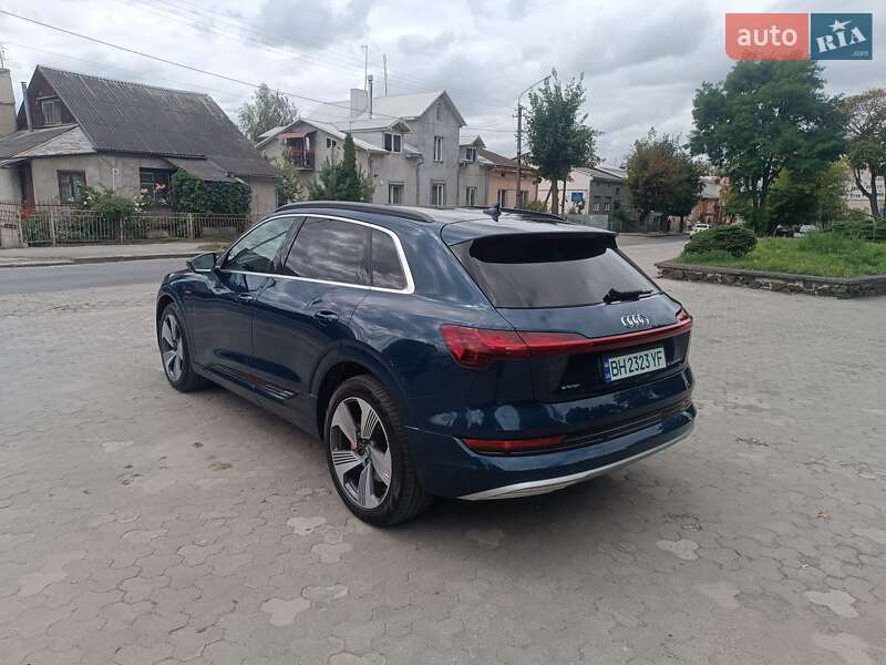Внедорожник / Кроссовер Audi e-tron 2018 в Тернополе фото 16 Внедорожник / Кроссовер Audi e-tron 2018 в Тернополе