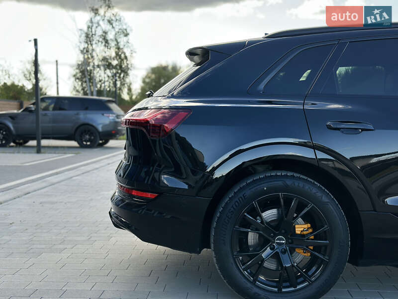 Внедорожник / Кроссовер Audi e-tron 2022 в Ковеле