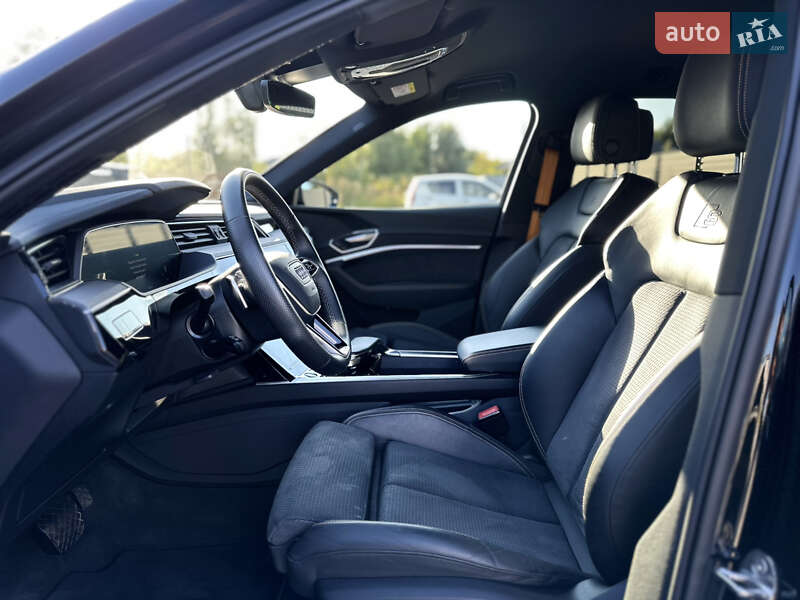 Внедорожник / Кроссовер Audi e-tron 2022 в Ковеле