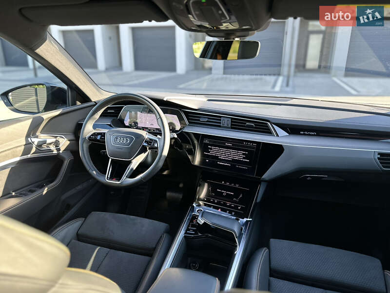 Внедорожник / Кроссовер Audi e-tron 2022 в Ковеле