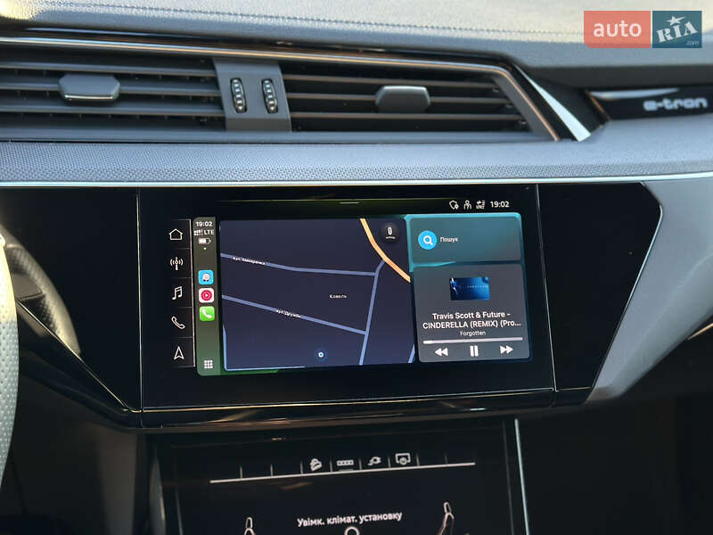 Внедорожник / Кроссовер Audi e-tron 2022 в Ковеле