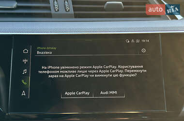 Внедорожник / Кроссовер Audi e-tron 2022 в 