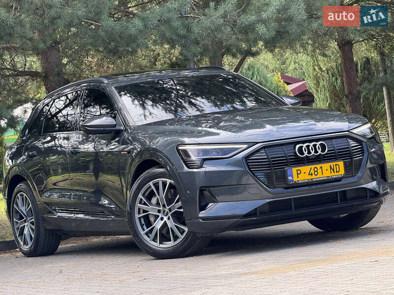 Audi e-tron 2022