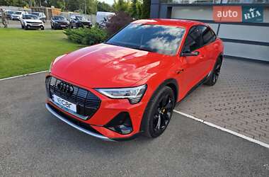 Внедорожник / Кроссовер Audi e-tron 2020 в 
