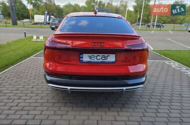 Внедорожник / Кроссовер Audi e-tron 2020 в 