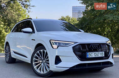 Внедорожник / Кроссовер Audi e-tron 2019 в 