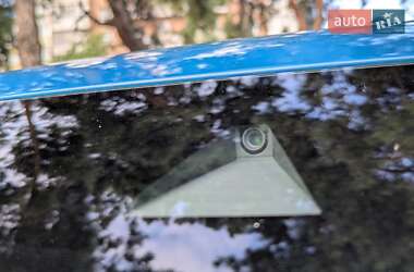 Внедорожник / Кроссовер Audi e-tron 2020 в 