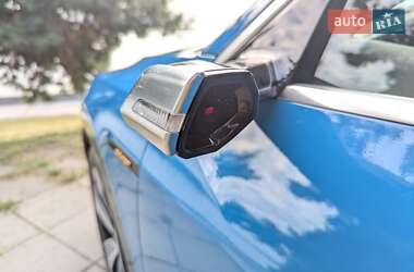 Внедорожник / Кроссовер Audi e-tron 2020 в 
