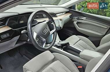 Внедорожник / Кроссовер Audi e-tron 2019 в 