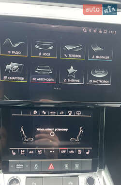 Внедорожник / Кроссовер Audi e-tron 2021 в 